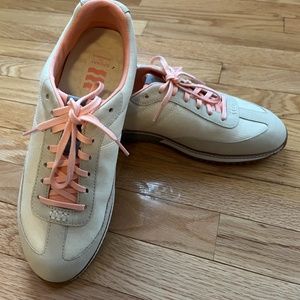 Sperry -NEW - Women's Plushwave Trainer Boat Shoes, Cream 9.5